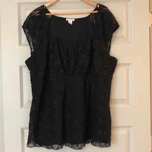 Sleeveless top with lace overlay & baby doll waist